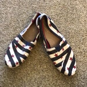 Tom’s Women canvas shoes